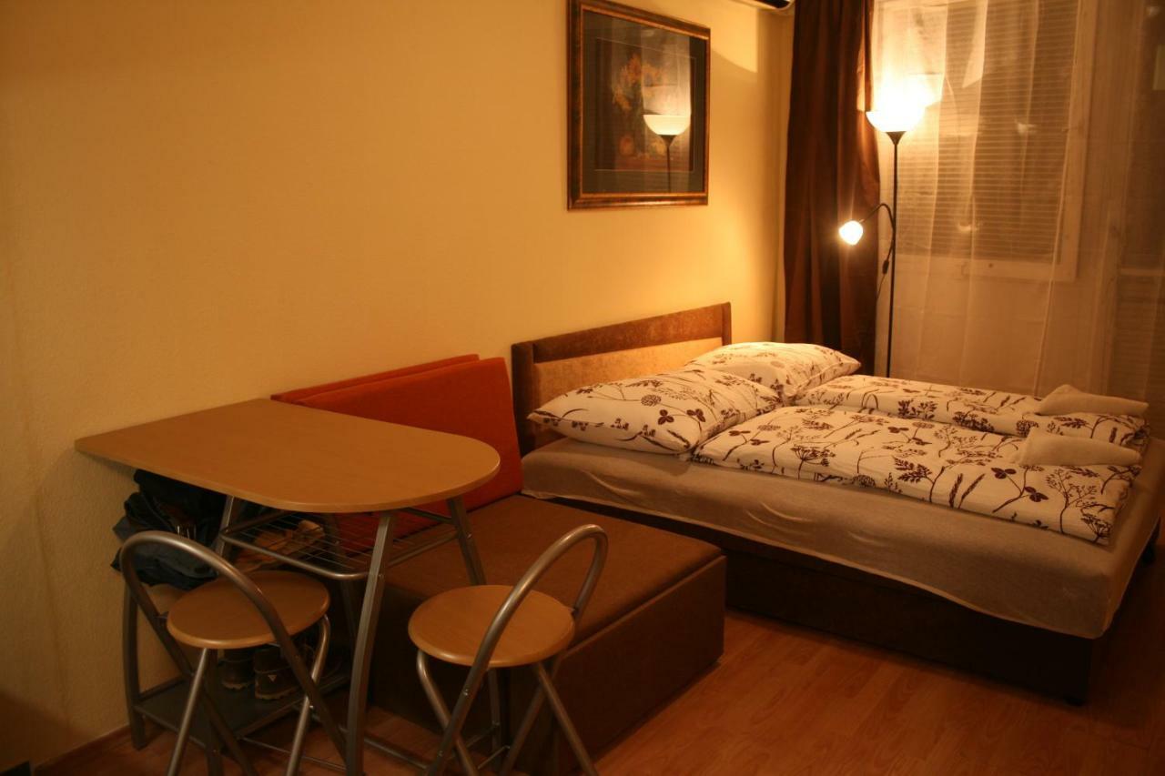 בודפשט Margaret Bridge Studio Apartment מראה חיצוני תמונה