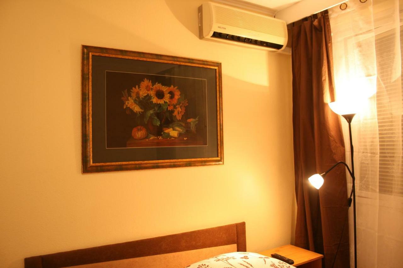 בודפשט Margaret Bridge Studio Apartment מראה חיצוני תמונה
